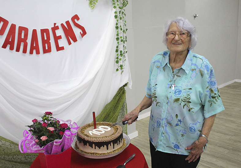 Comemoração no Instituto Maria Auxiliadora: Irmã Maria Neotti completa 100 anos!